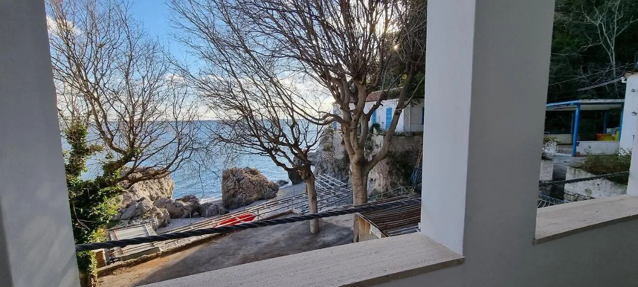 Sea Pearl Amalfi Apartment 0*,  Italy